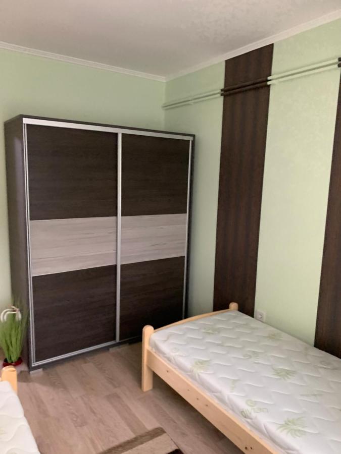 Eoetvoes Vendeghaz Villa Hajdúszoboszló Exteriör bild